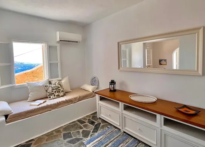 Akra * Houlakia (Mykonos)